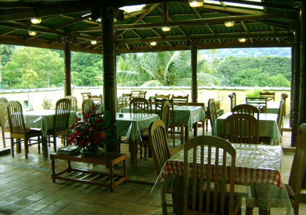 Palm Garden Home Stay Deiyannewela المظهر الخارجي الصورة