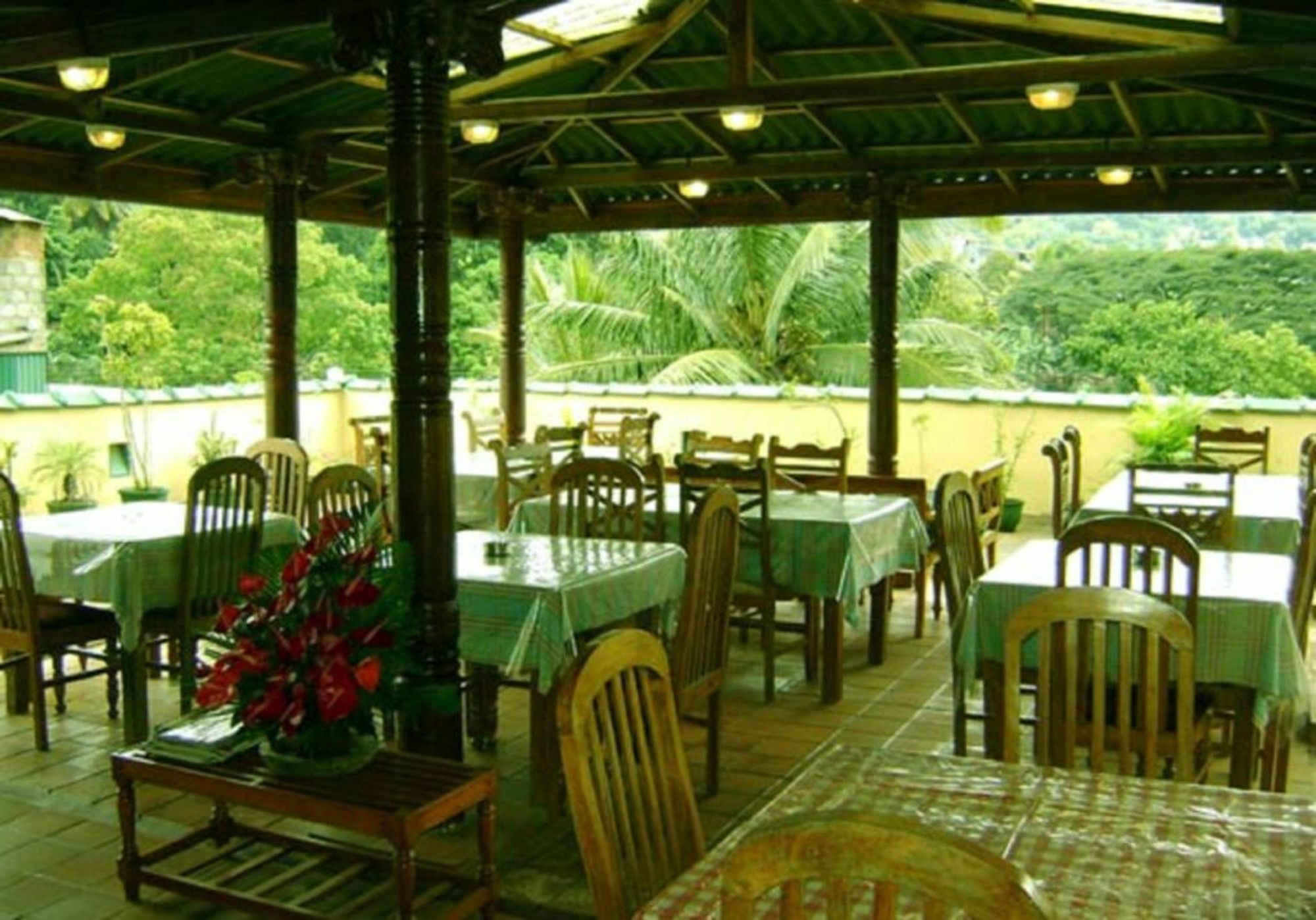 Palm Garden Home Stay Deiyannewela المظهر الخارجي الصورة